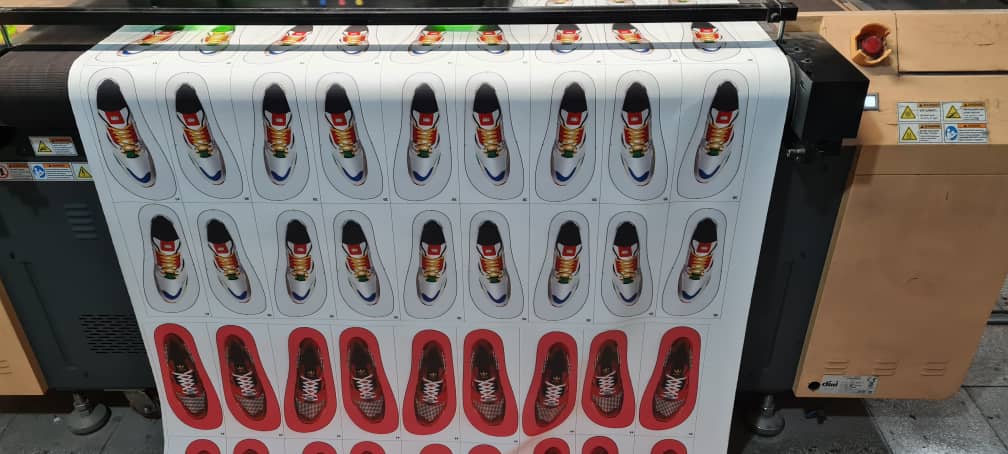 مرکز خدمات چاپ و هدایای سازمانی آکام