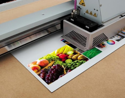 مرکز خدمات چاپ و هدایای سازمانی آکام